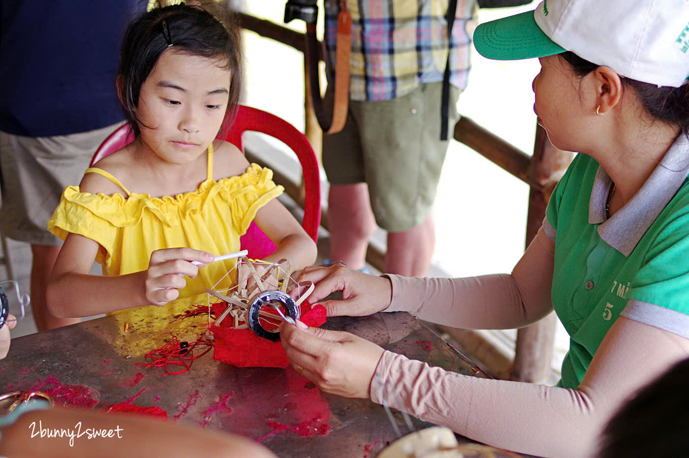 làm lồng đèn tại Hội An