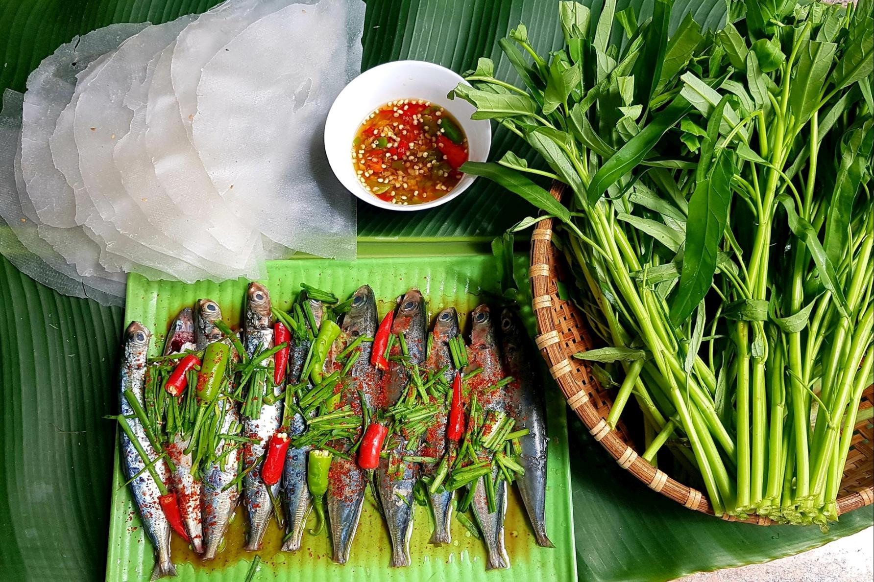 cá hấp lá dứa
